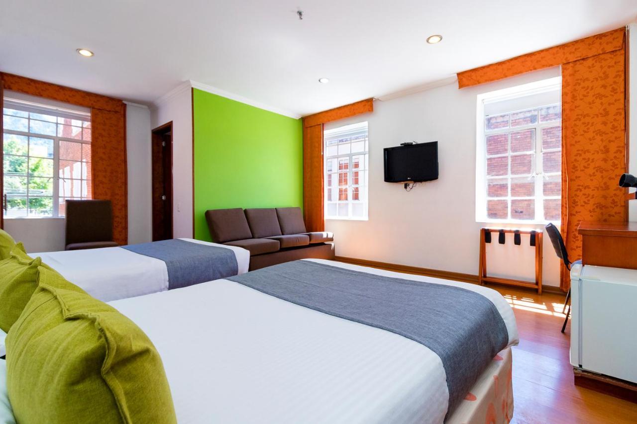 Ayenda 1068 Plaza 36 Hotel Bogota Exterior photo