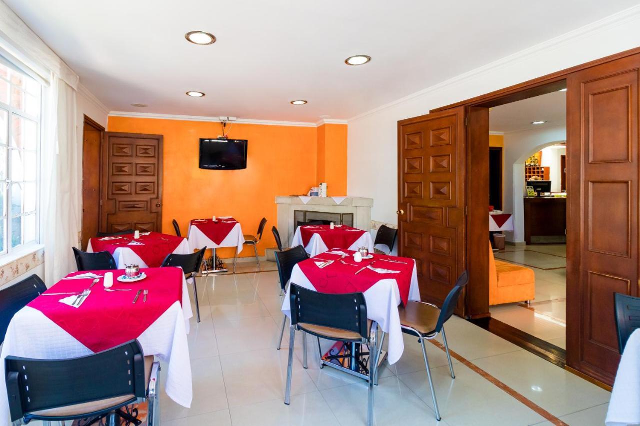 Ayenda 1068 Plaza 36 Hotel Bogota Exterior photo
